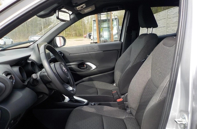 Toyota Yaris Cross cena 46900 przebieg: 29408, rok produkcji 2022 z Barczewo małe 379